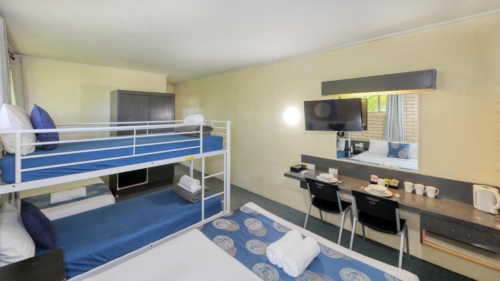 Tropical Gateway Motor Inn Rockhampton Exteriör bild
