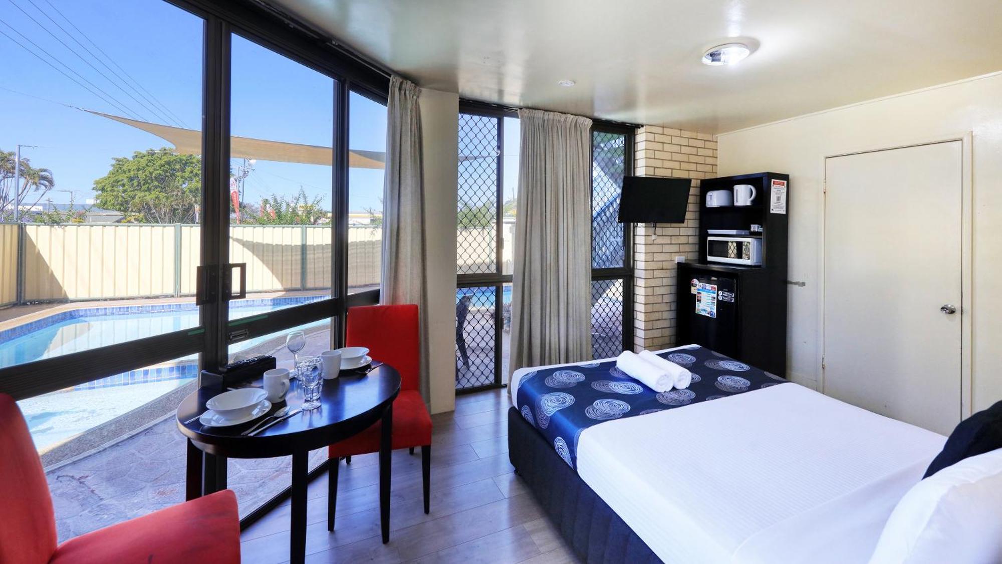Tropical Gateway Motor Inn Rockhampton Exteriör bild