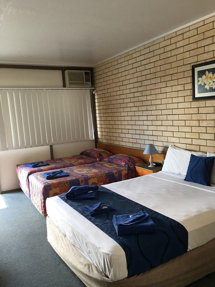 Tropical Gateway Motor Inn Rockhampton Exteriör bild