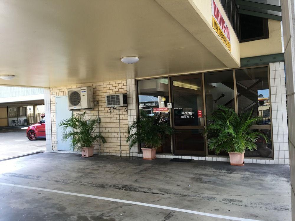Tropical Gateway Motor Inn Rockhampton Exteriör bild