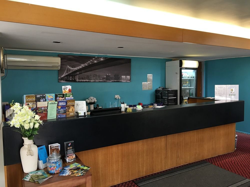 Tropical Gateway Motor Inn Rockhampton Exteriör bild