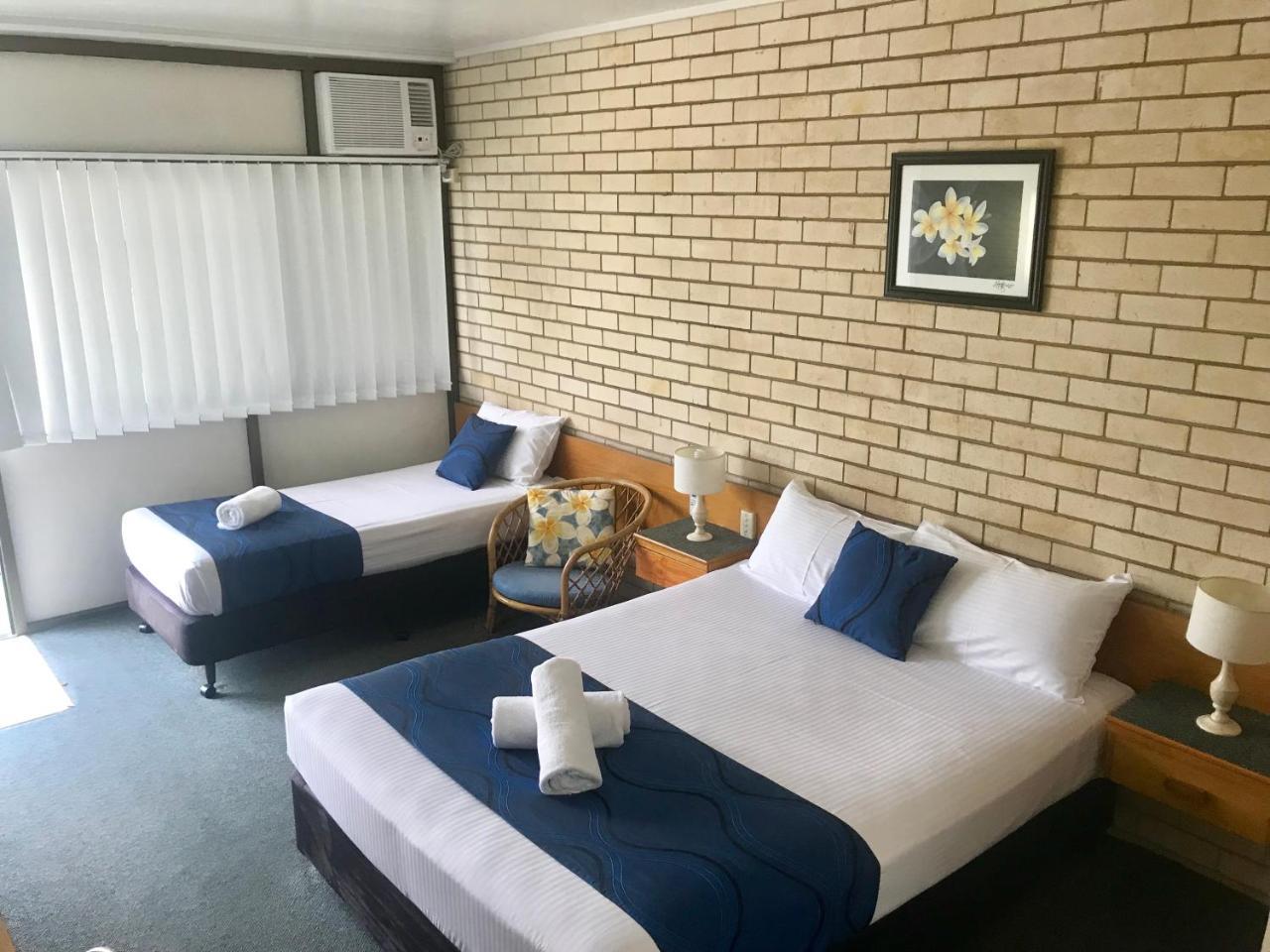 Tropical Gateway Motor Inn Rockhampton Exteriör bild